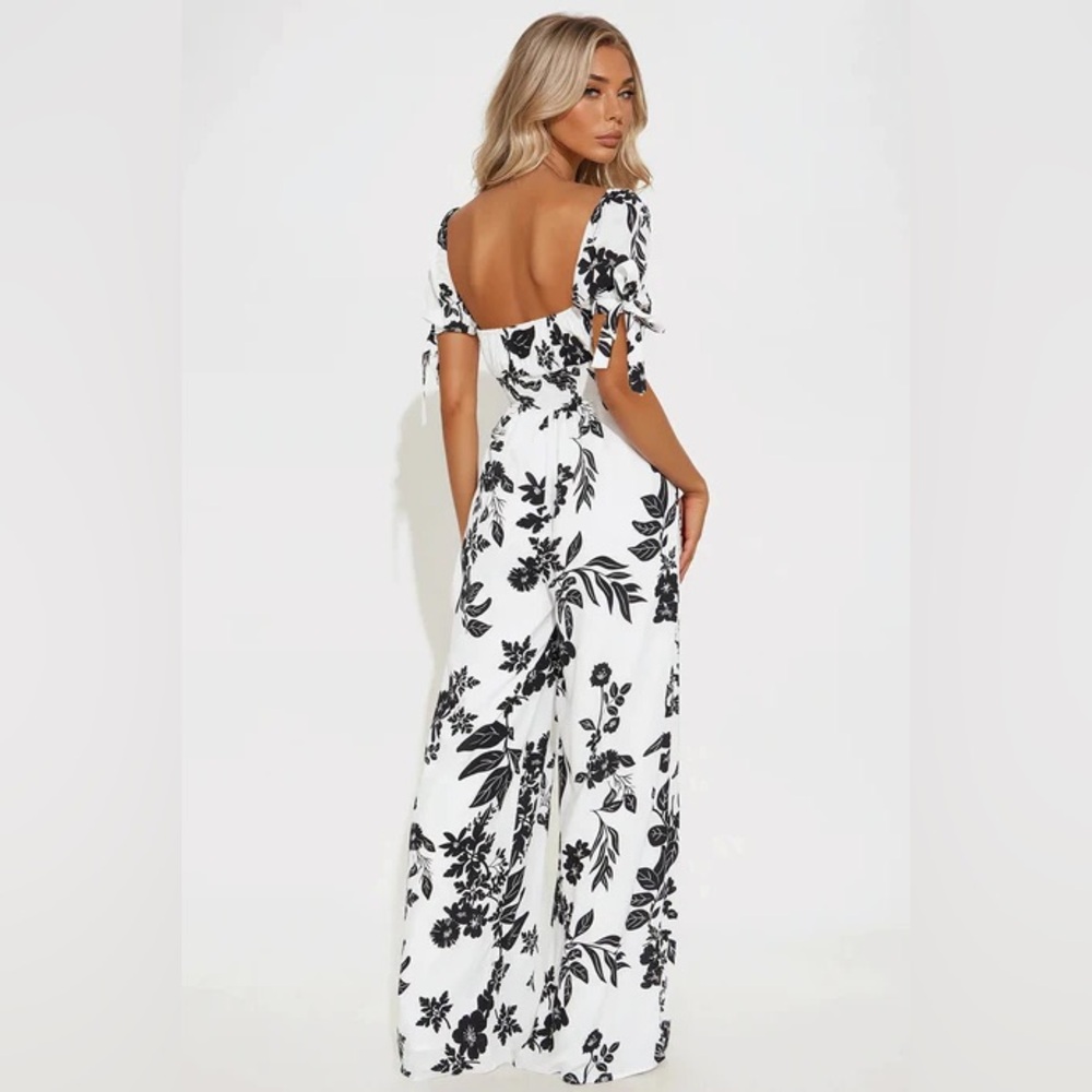 NEW Fashion Nova Violetta Jumpsuit size xl floral vacation - Picture 9 of 9